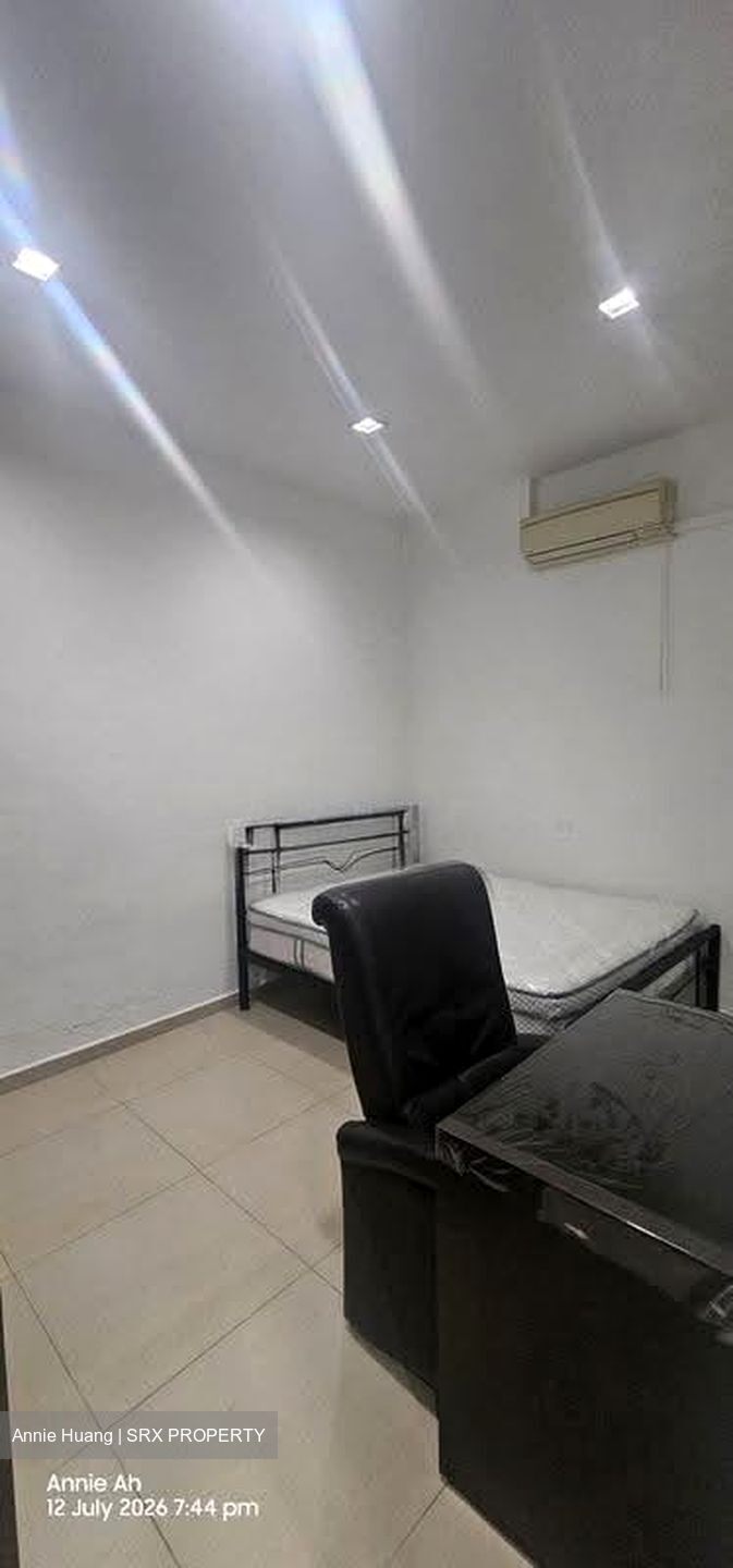 Sembawang Hills Estate (D20), Terrace #636209771